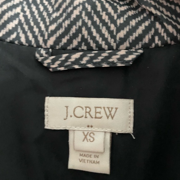 XS. J Crew. Herringbone zip up vest. Black and white - Picture 4 of 5